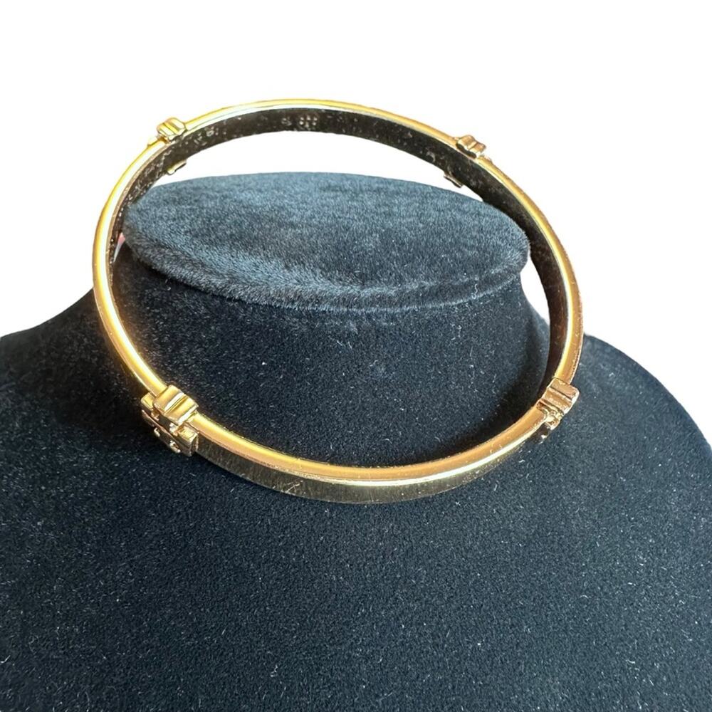 Tory Burch - Classic Logo Elegant Gold Bangle Bracelet - Picture 2 of 11